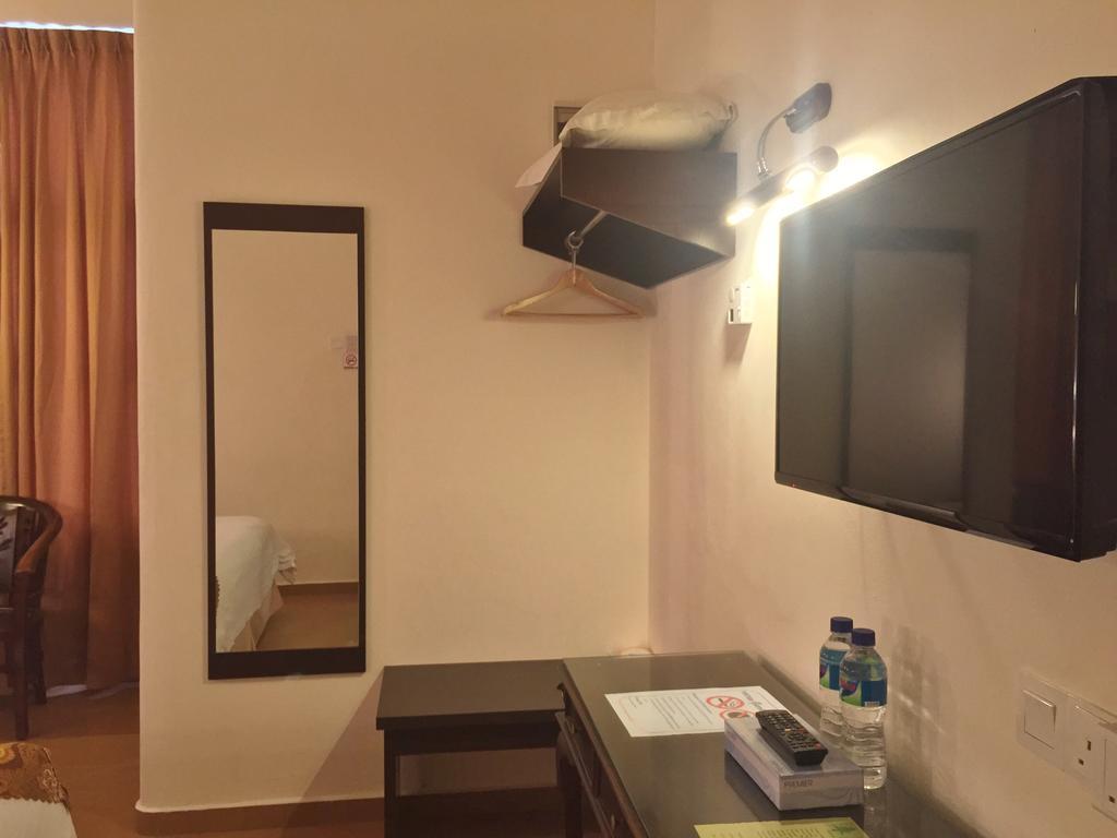 Pontian Garden Hotel Pontian Kecil Zewnętrze zdjęcie